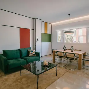 https://picasso-plaza-mlaga-soho.1costadelsol.com